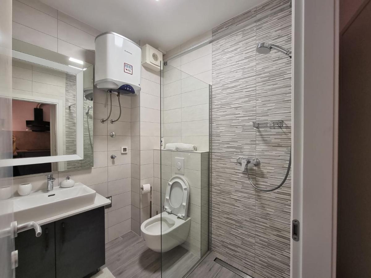 Booking Beautifull Studio Apartment Bell With Balcony And Sea View In Задар Экстерьер фото