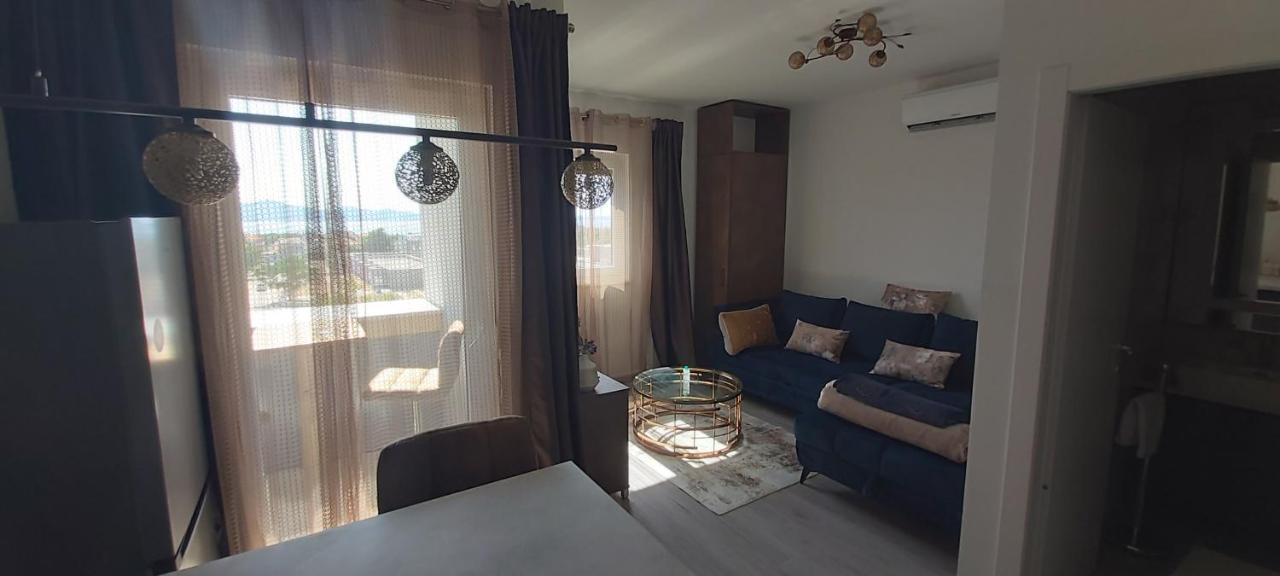 Booking Beautifull Studio Apartment Bell With Balcony And Sea View In Задар Экстерьер фото